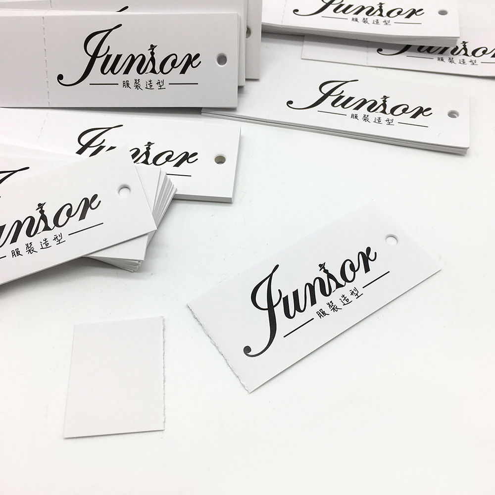 junior 服裝造型 吊牌