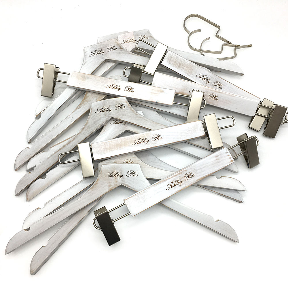 Ashley Plus 衣架客製