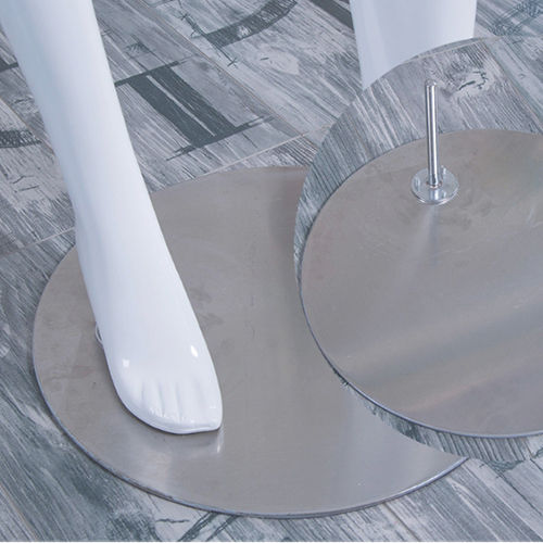 縮圖：S-006座 女模特