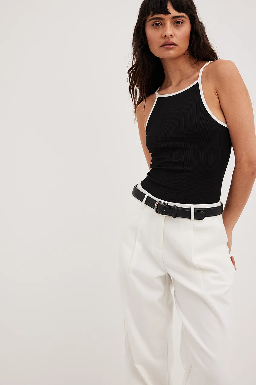 black top with white lining