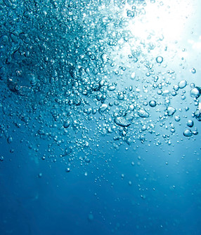 水
