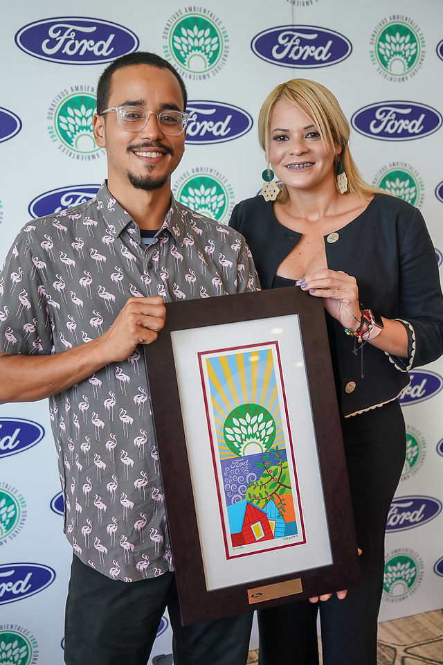 Jerome_Zayas_y_Yashira_Gómez_de_Finca_Es