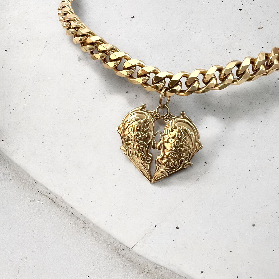 chunky heart choker necklace