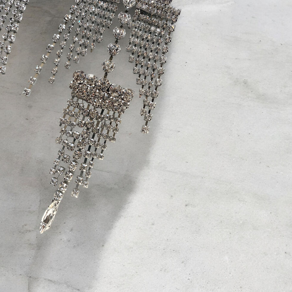 Miniatura: Vanessa - Giant Statement Chandelier Earrings