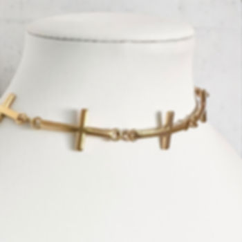 Cross choker necklace gold