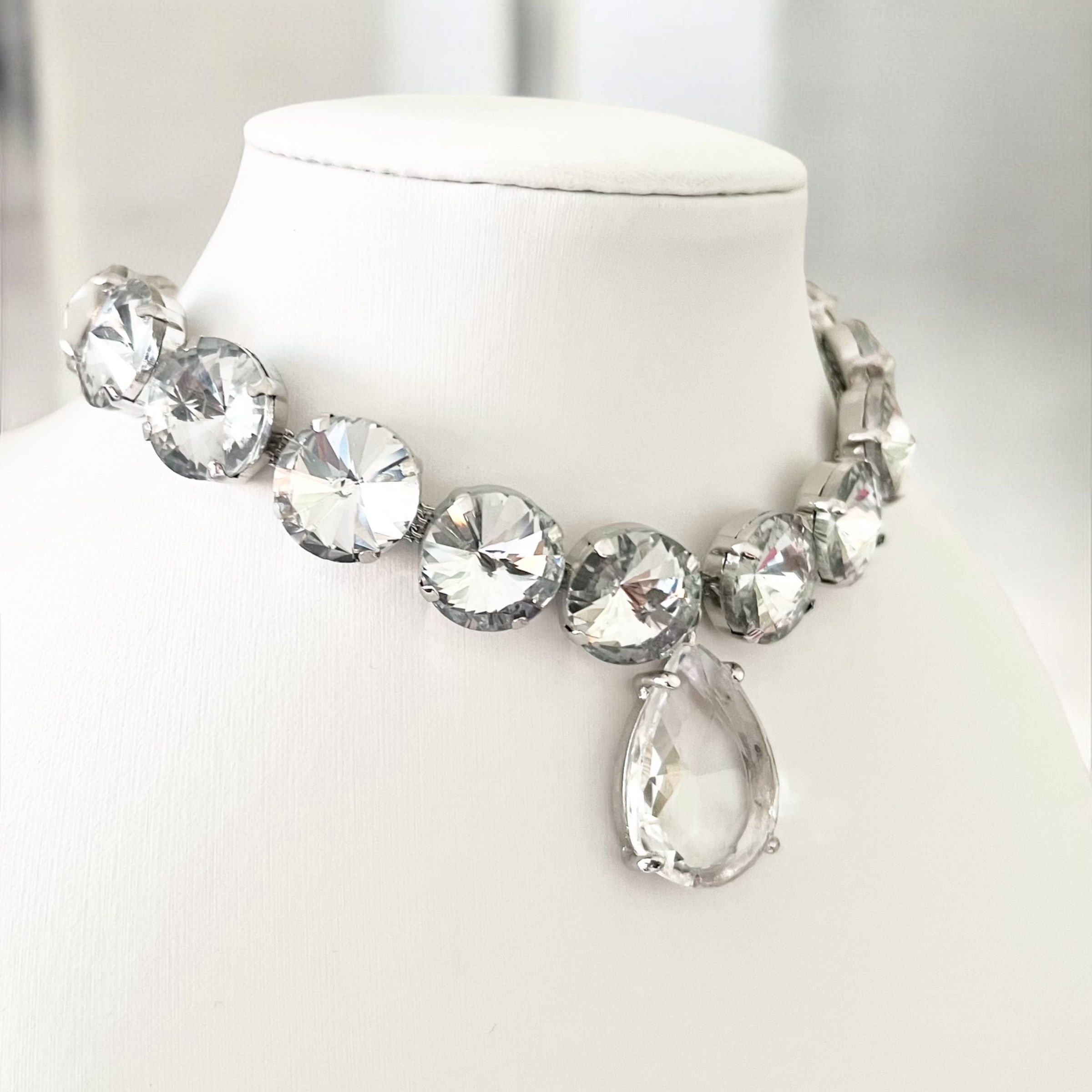 Chunky Crystal teardrop choker