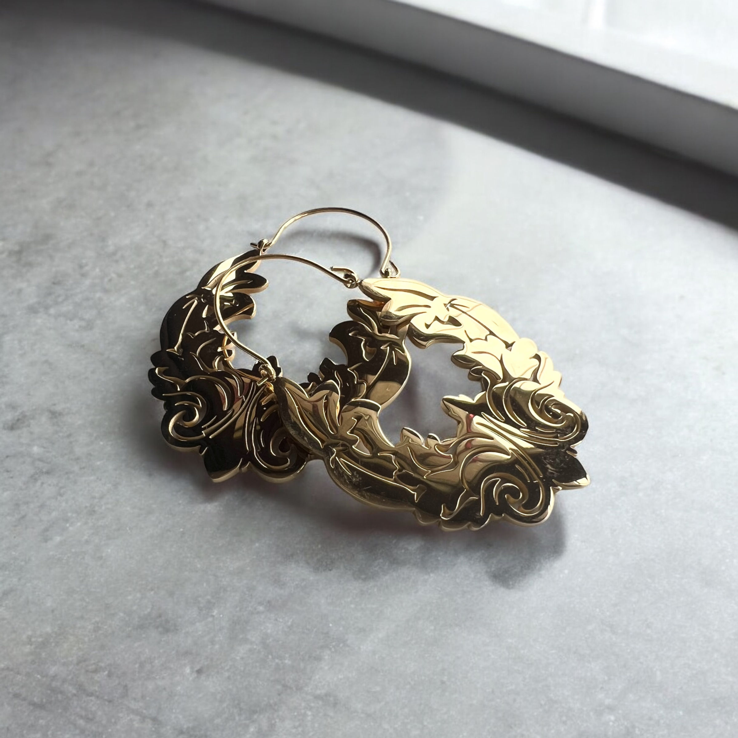 Arabella (Premium) - Large Vintage Hoop Earrings