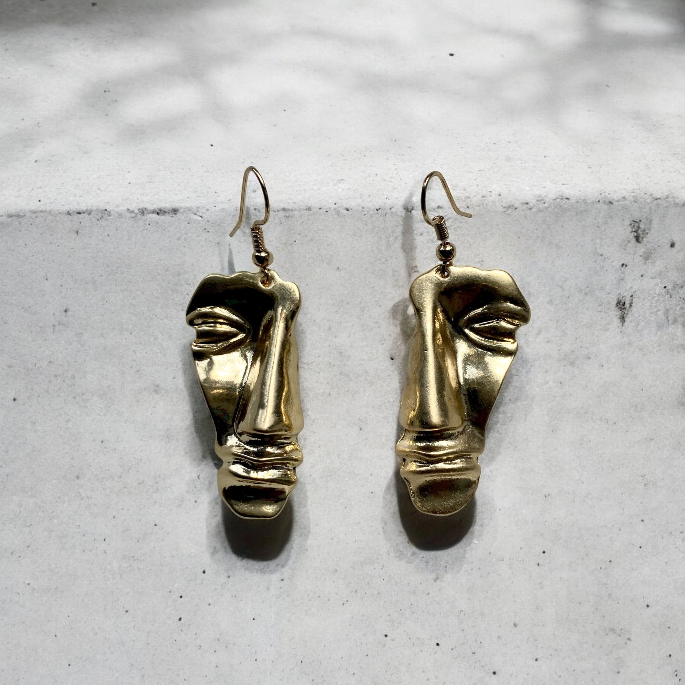 Face earrings
