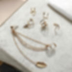 Leaf ear cuffs gold