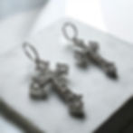 Miniaturbild: Rosa - Large Gothic Cross Hoop Earrings