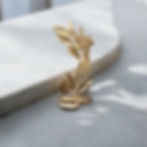 Leaf ear cuff gold