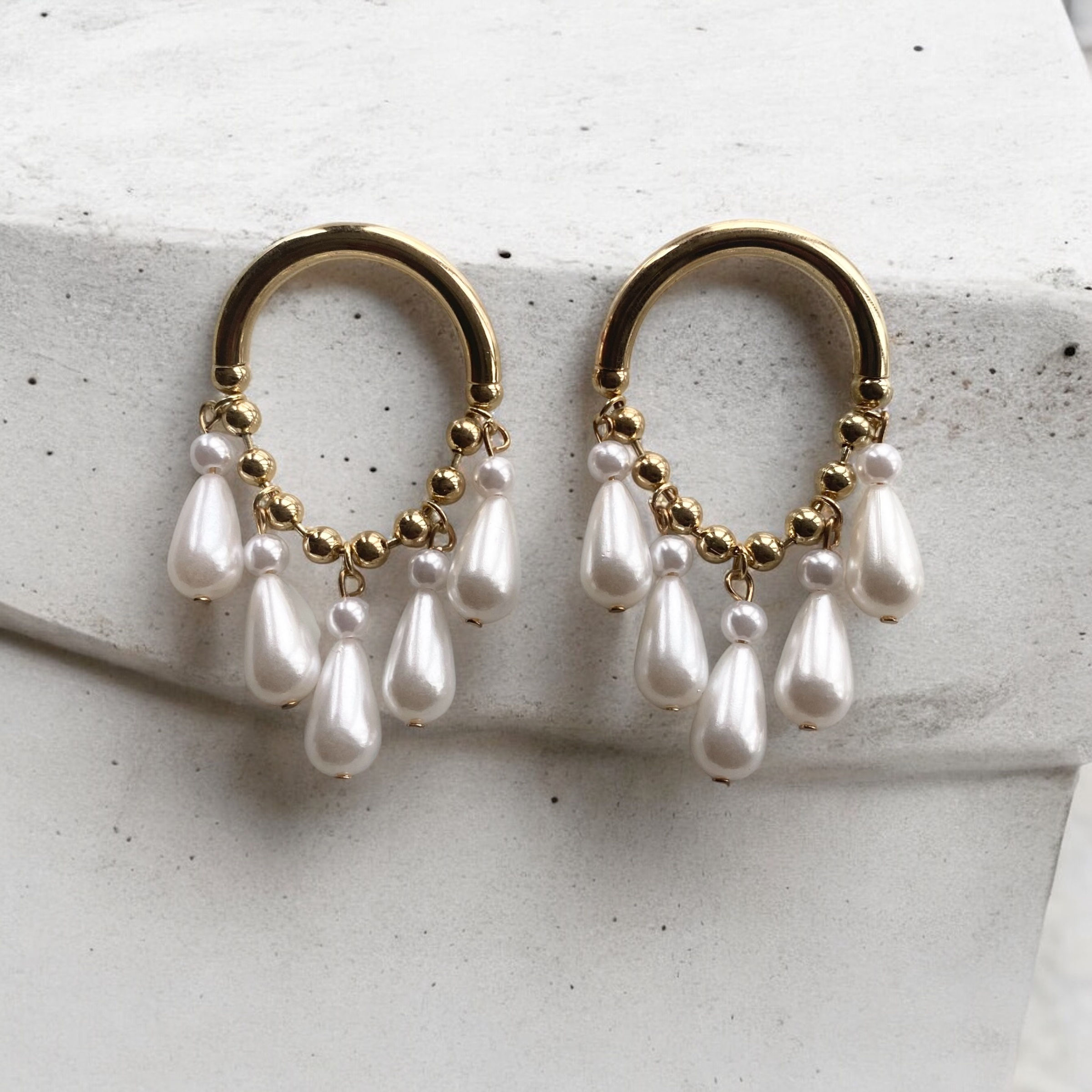 Kerri (Light) - Pearl Statement Earrings