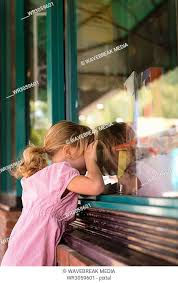 Peering through the window that night... I saw her give her all.