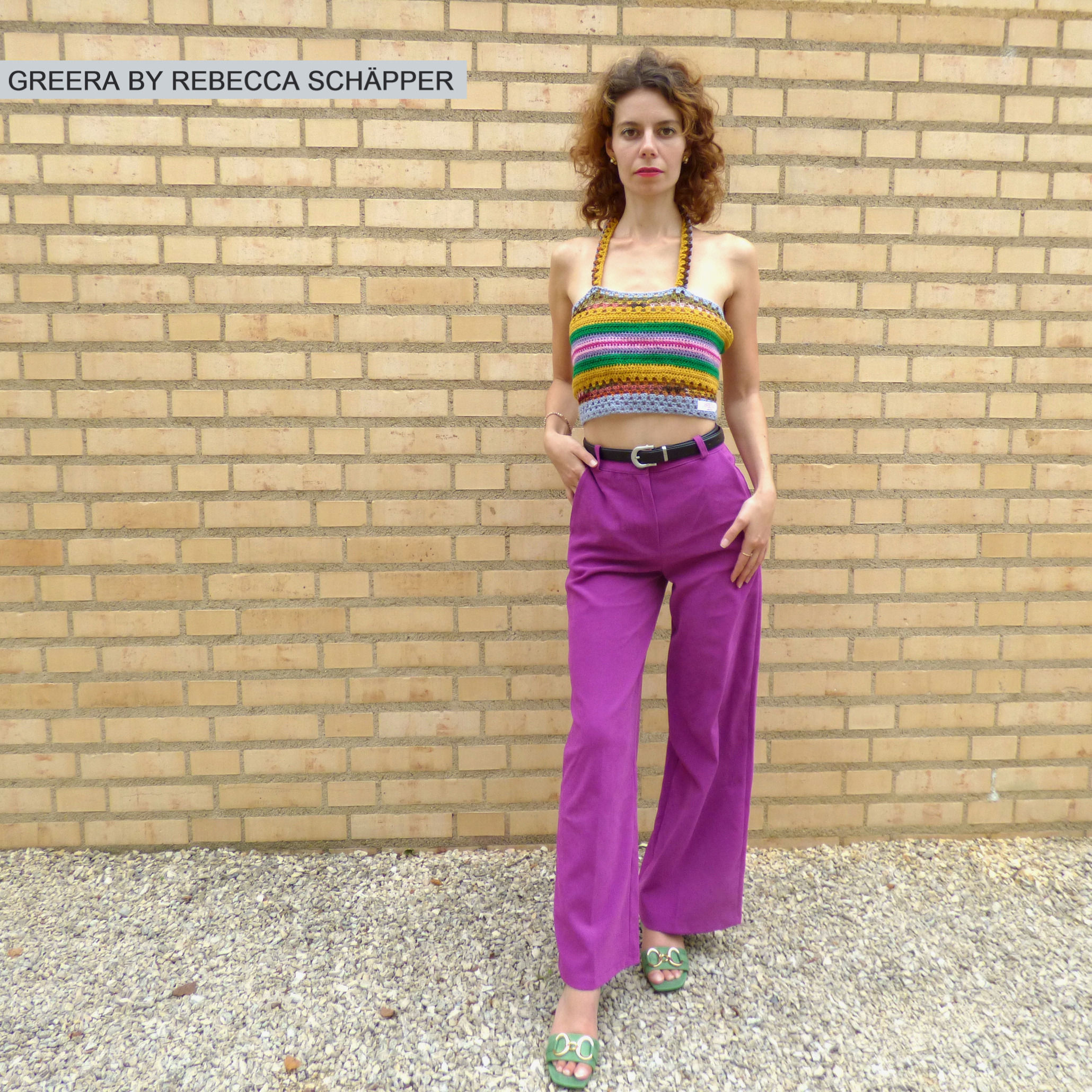 Fotomodel mit Greera Top (Produkt)