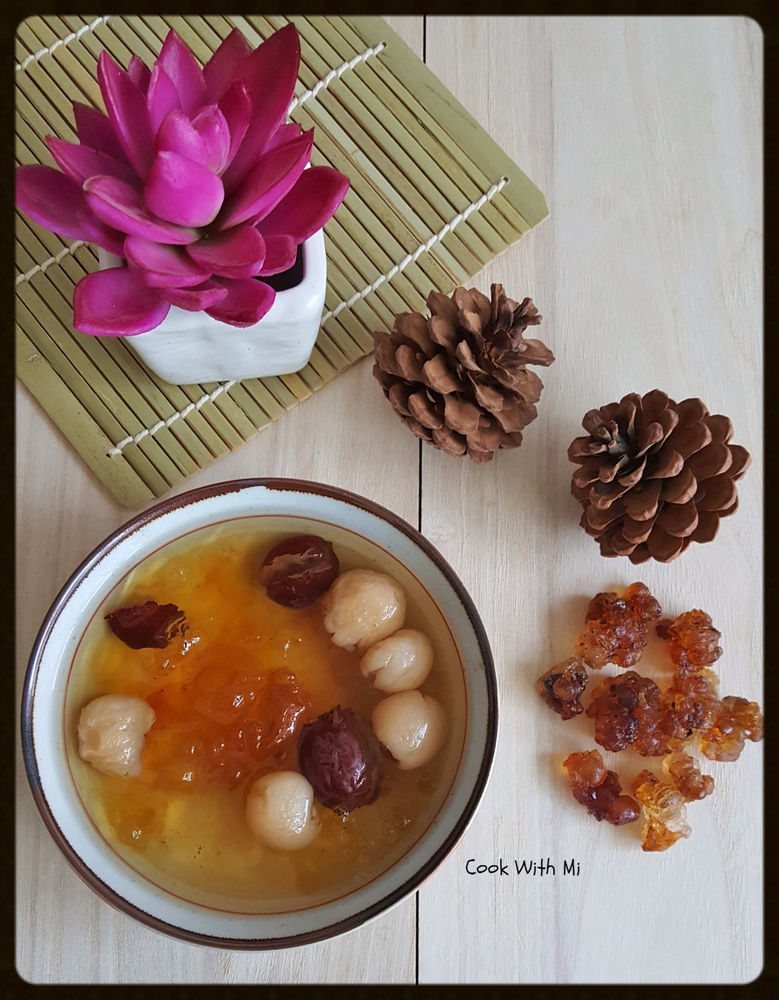 Double Boiled Peach Gum with Red Dates & Dried Longan