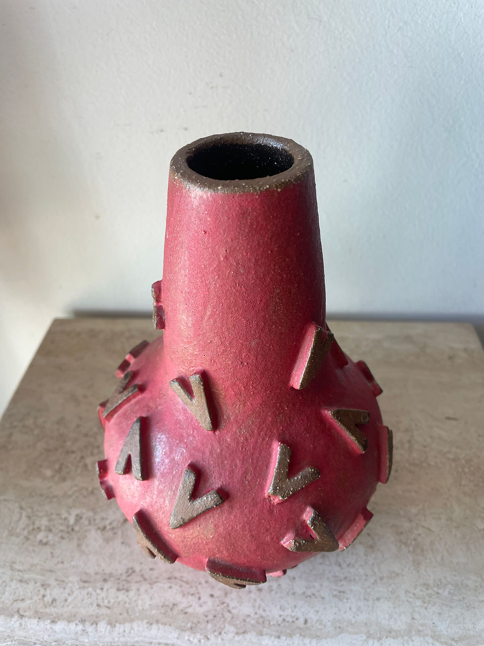 Thumbnail: Pink Vase 'V'