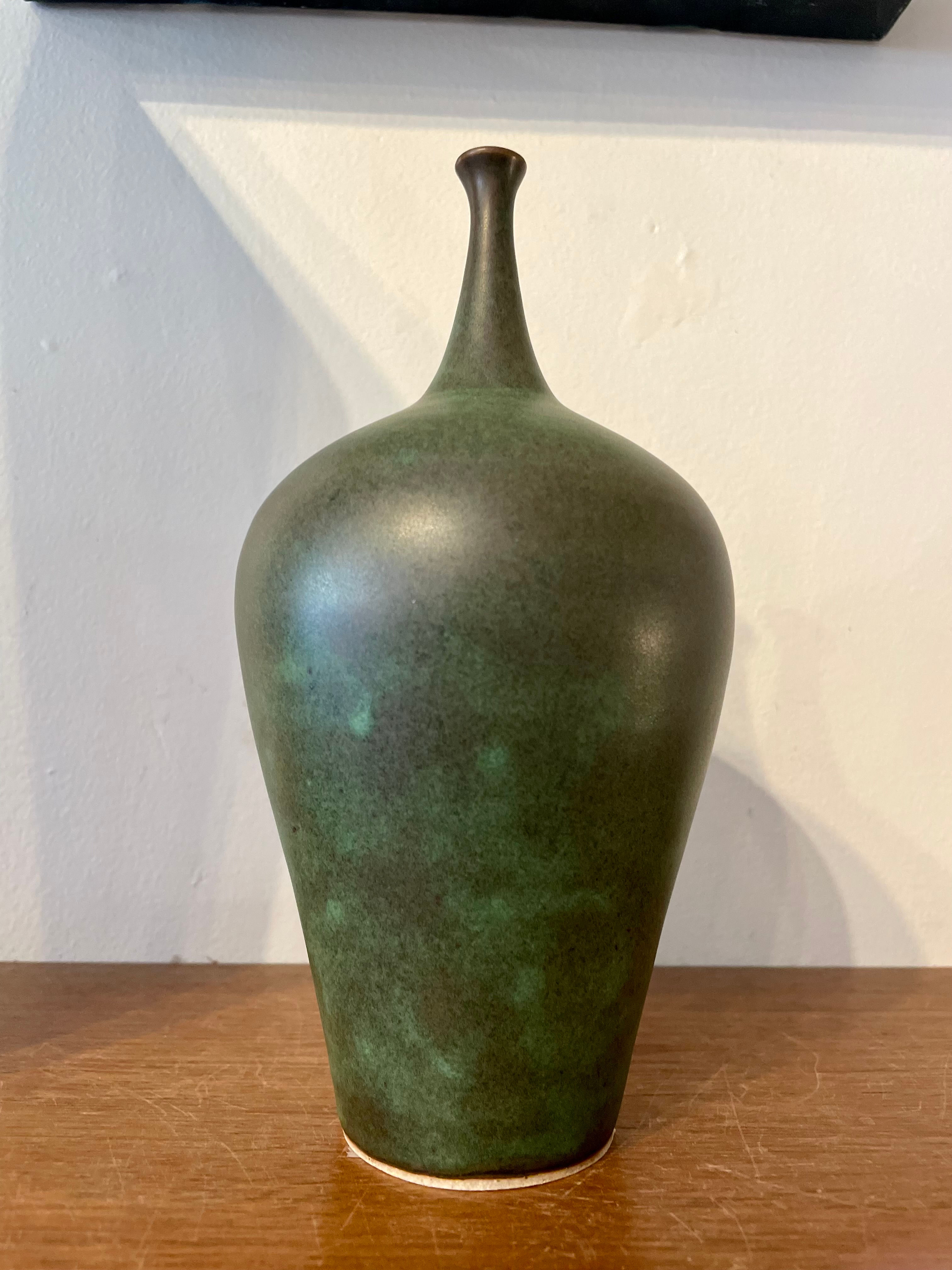 Green Bottleneck no.20