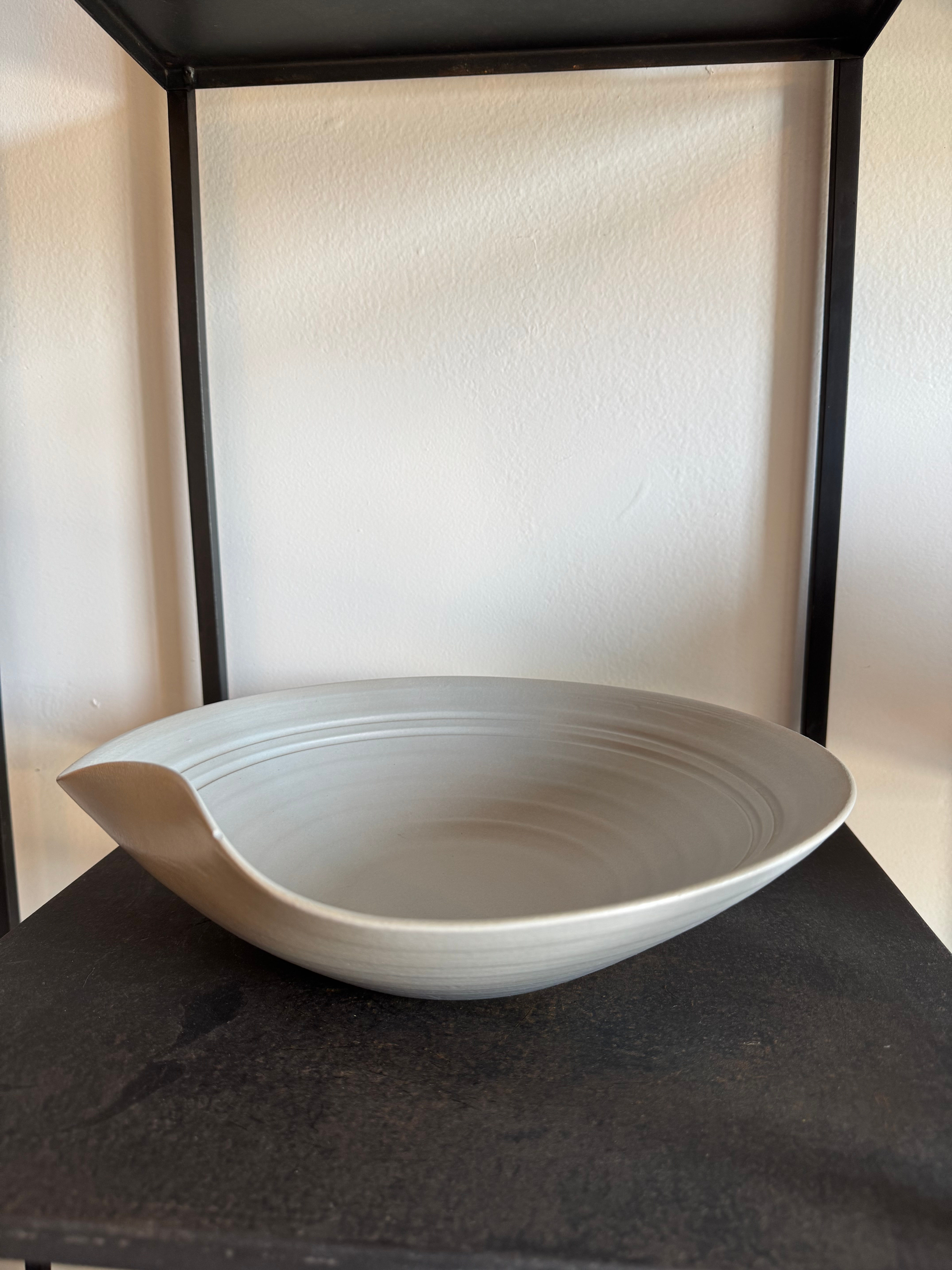 Vintage Japanese White Ikabana/Bowl