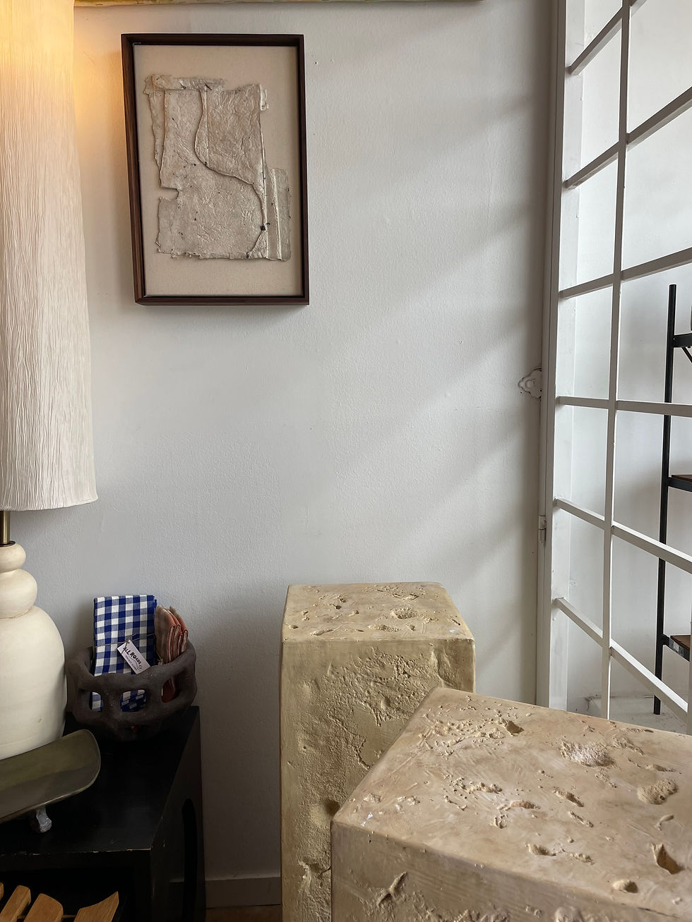 Thumbnail: Vintage Plaster Pedestal