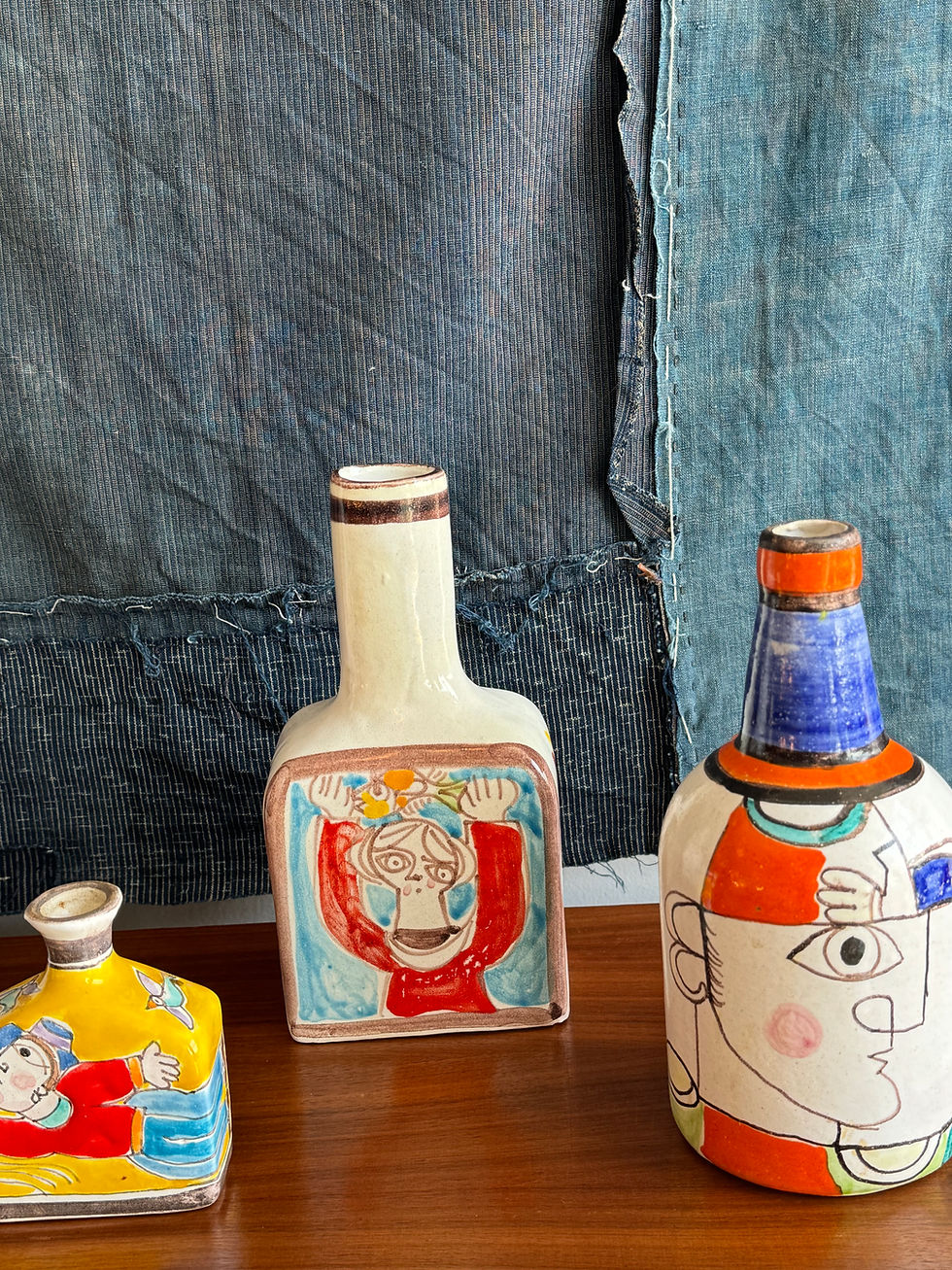 Thumbnail: "Flying Balloon Man" - Petit Vase by Giovanni De Simone