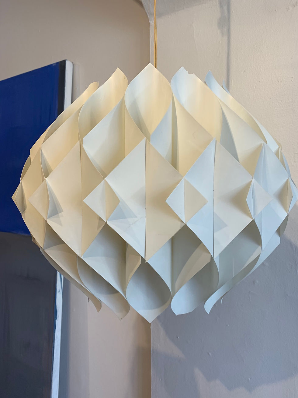 Thumbnail: Danish "Origami" Paper Lamp