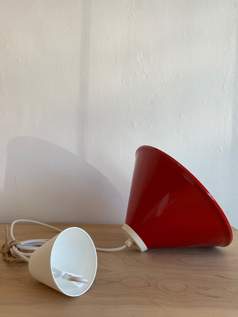 Thumbnail: 'Cherry Red' Danish Light
