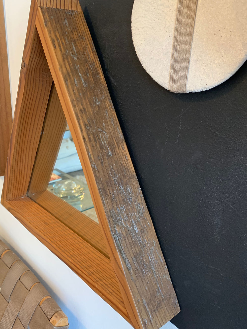 Thumbnail: Triangle Shelf