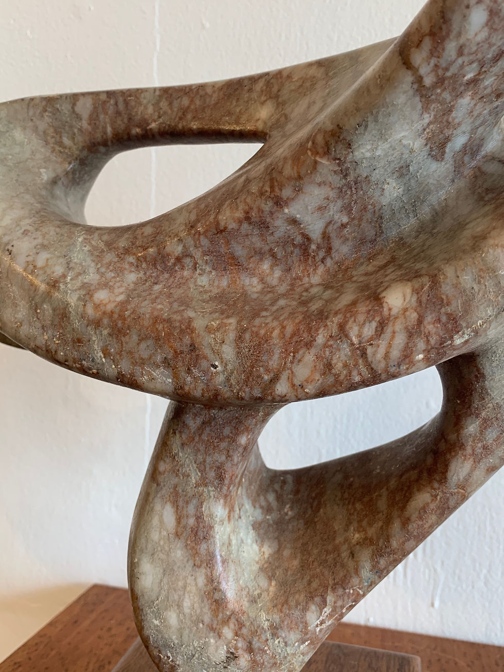 Thumbnail: Twisted Marble Sculpture