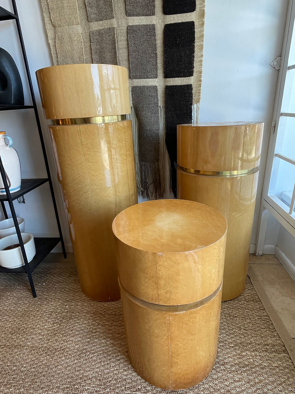 Thumbnail: Set of 3 Vintage Pedestals