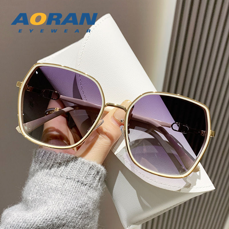 Miniatura: Sunglasses Women's Summer Sunscreen Anti-ultraviolet  New Trendy Big Face 