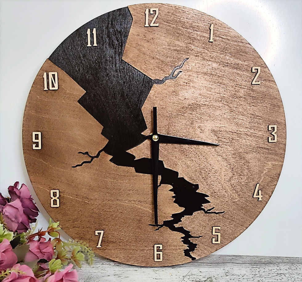 Wooden Wall Clock Earth Crack Design
