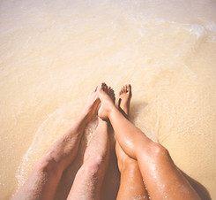 Pareja en la playa