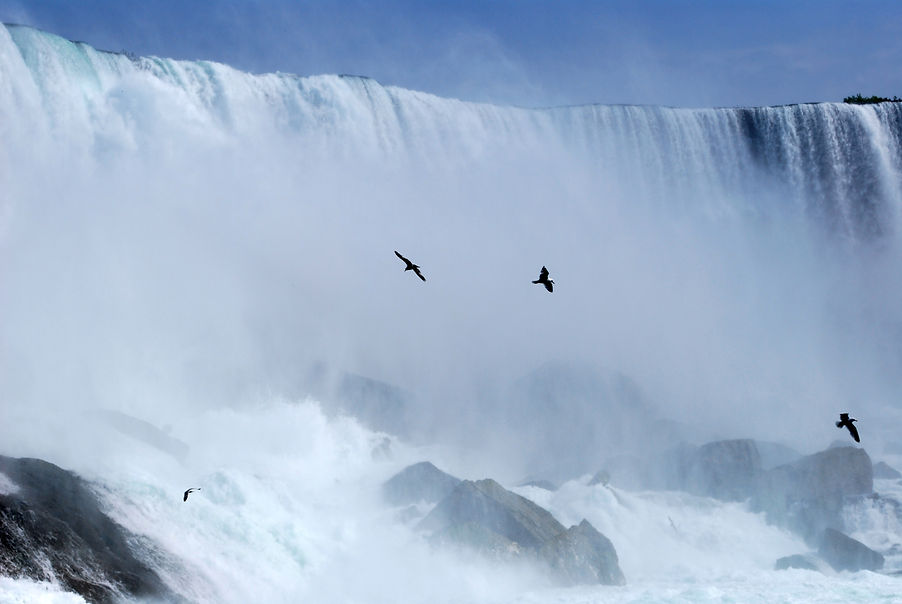 publicdomainpictures-niagara-16877 copy.jpg