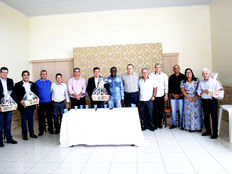 SENADOR CARLOS VIANA VISITA SERRA DO SALITRE – MG