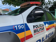 PM PRENDE AUTORES COM CARRO FURTADO E DOIS MANDADOS DE PRISÃO EM SERRA DO SALITRE - MG