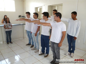 NOVA CERIMONIA ENTREGA CDI Á DISPENSADOS DO CERTIFICADO MILITAR EM SERRA DO SALTIRE