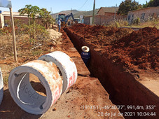 MAIS DE 70 FAMÍLIAS SERÃO BENEFICIADAS POR OBRA DE COLETA DE ESGOTO NO DISTRITO DE CATIARA