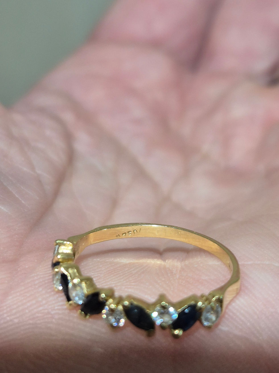 Thumbnail: Bague Or 18 Carats Diamants et Saphirs Taille 57