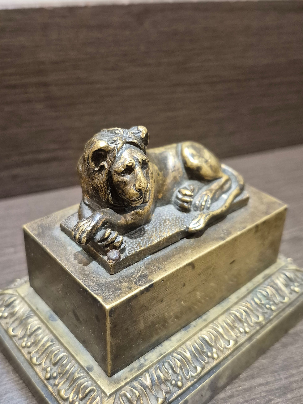 Thumbnail: Encrier Lion Bronze Empire 1820 Ancien
