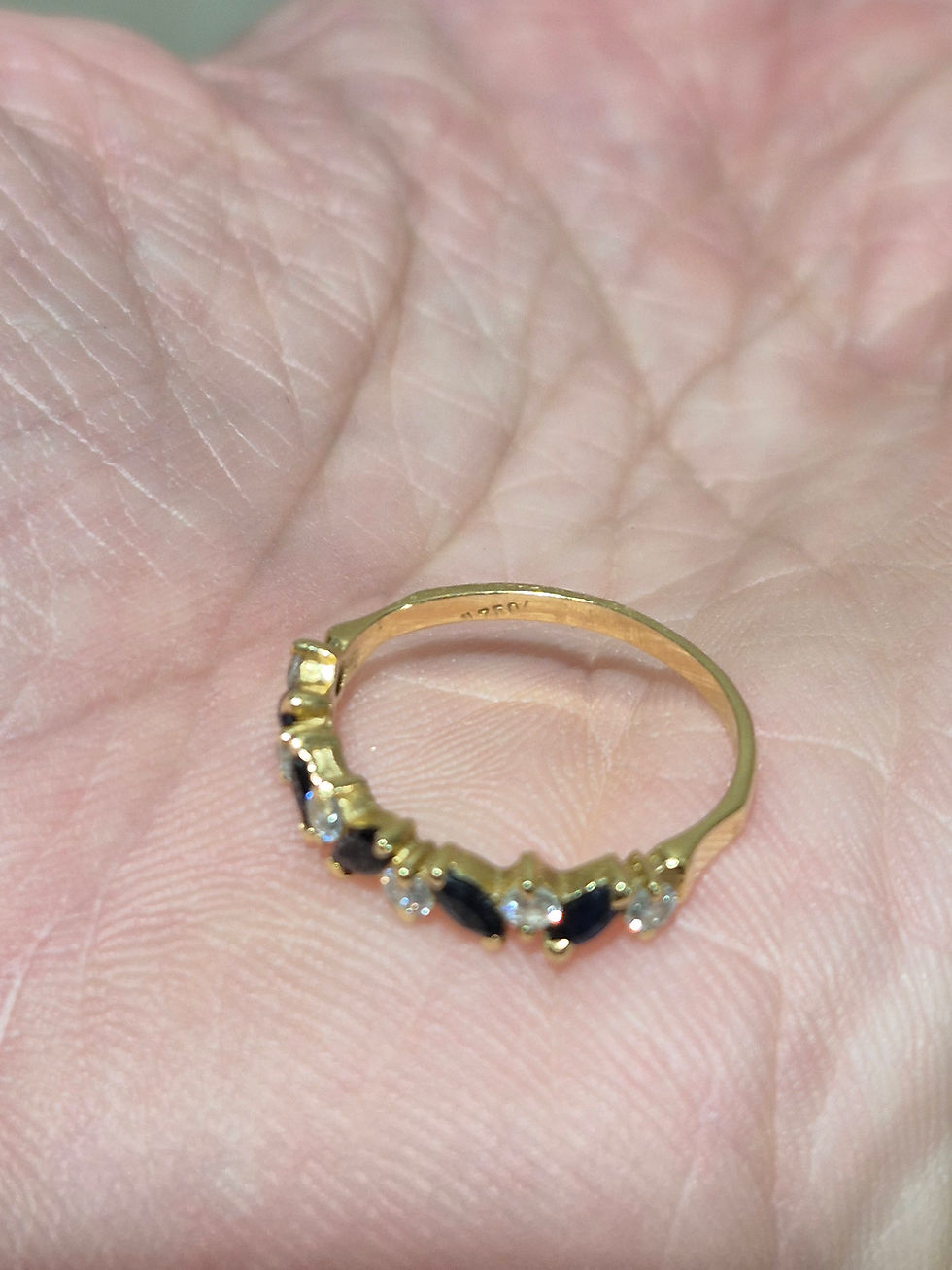 Thumbnail: Bague Or 18 Carats Diamants et Saphirs Taille 57