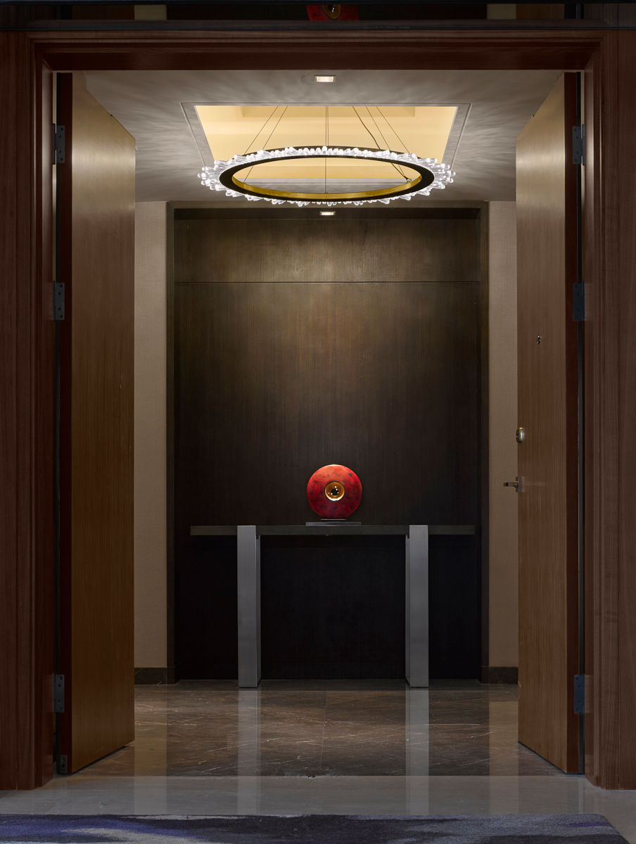Suite Foyer