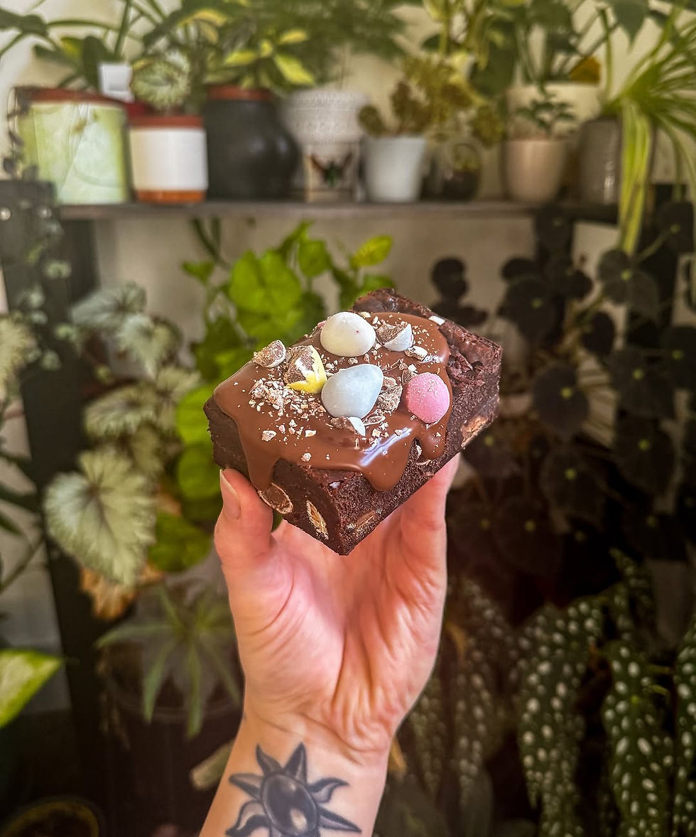 Thumbnail: Chickee Eggs Refill – Vegan Mini Eggs Alternative (100g)