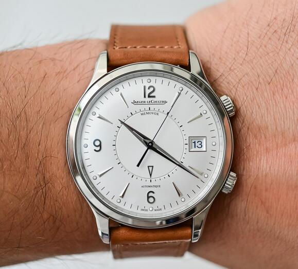 Replica Jaeger-LeCoultre Master Control Memovox Stainless Steel 40mm Watch Review 1