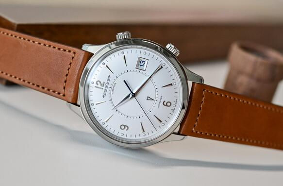 Replica Jaeger-LeCoultre Master Control Memovox Stainless Steel 40mm Watch Review 3