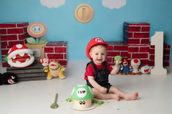Mario cake smash