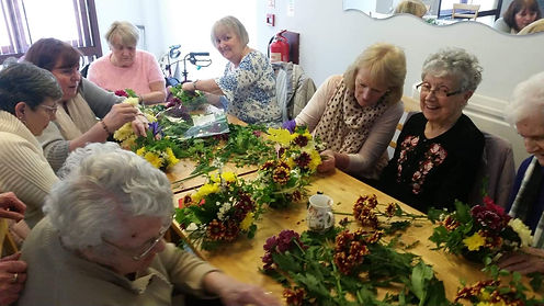 Flower arranging Cambuslang Friendship G
