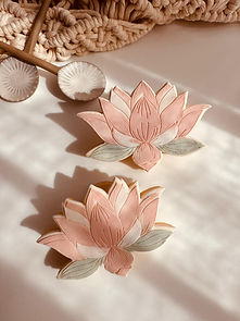 Lotus-flower-cookie-stamp-and-cutter--set