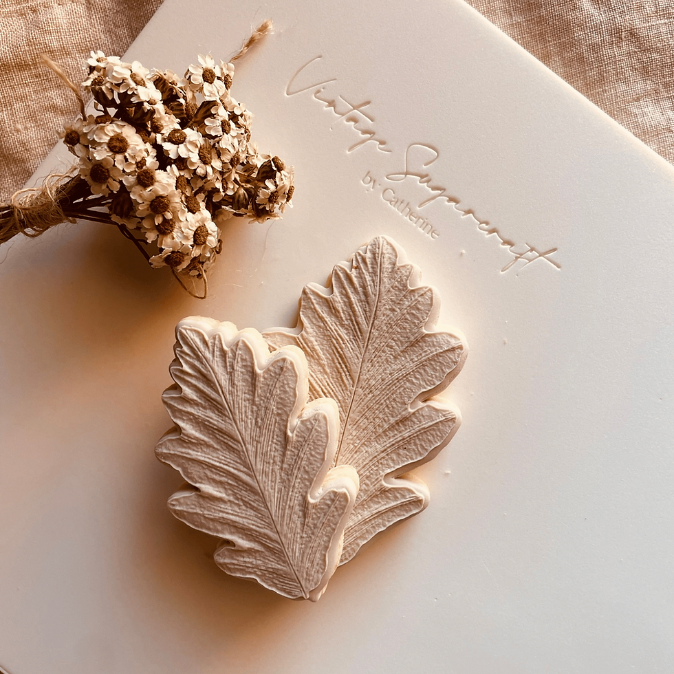 Thumbnail: Oak Leaf Cookie Stamp & Cutter Small