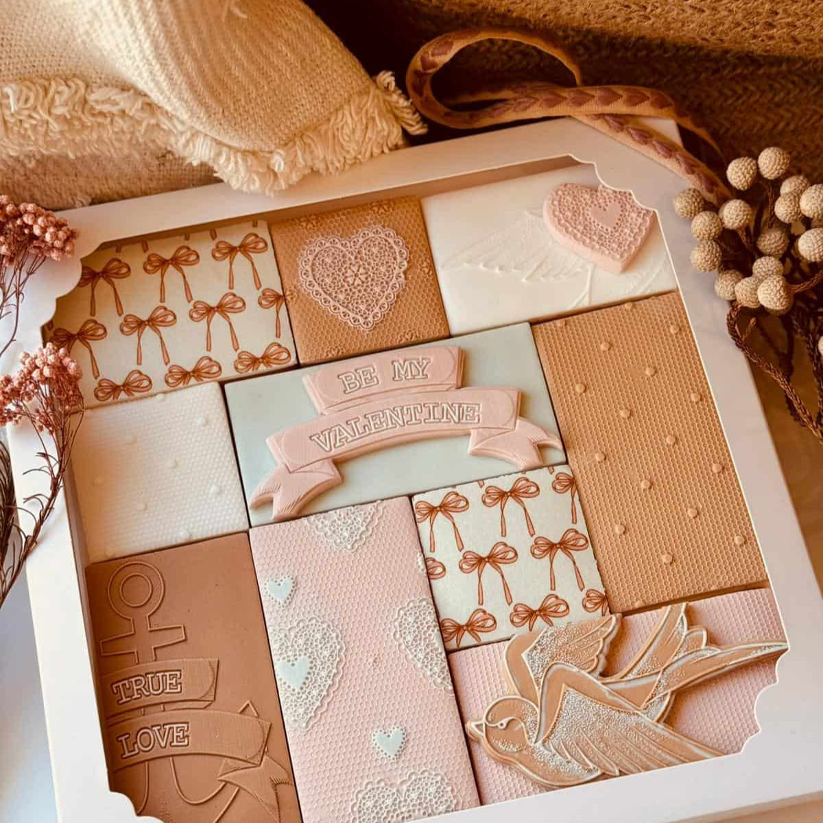 Ribbon Banner cookie stamp & cutter with rose decal