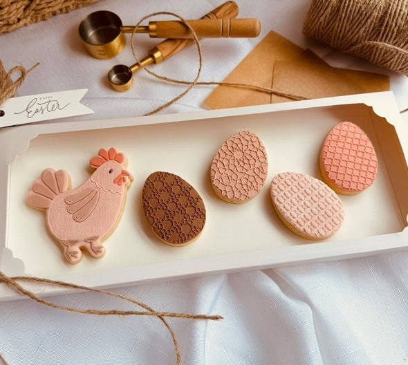 Thumbnail: Chicken and eggs easter cookies